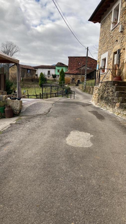 Vila Aromas De Corain Onís Exteriér fotografie