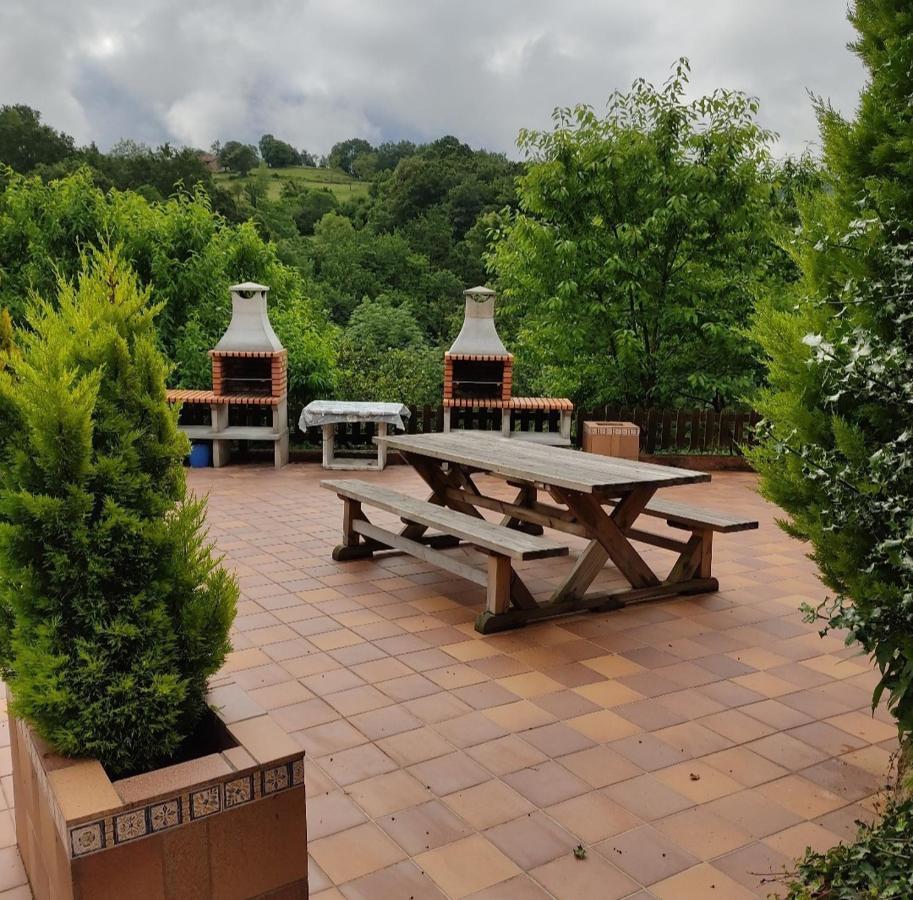 Vila Aromas De Corain Onís Exteriér fotografie